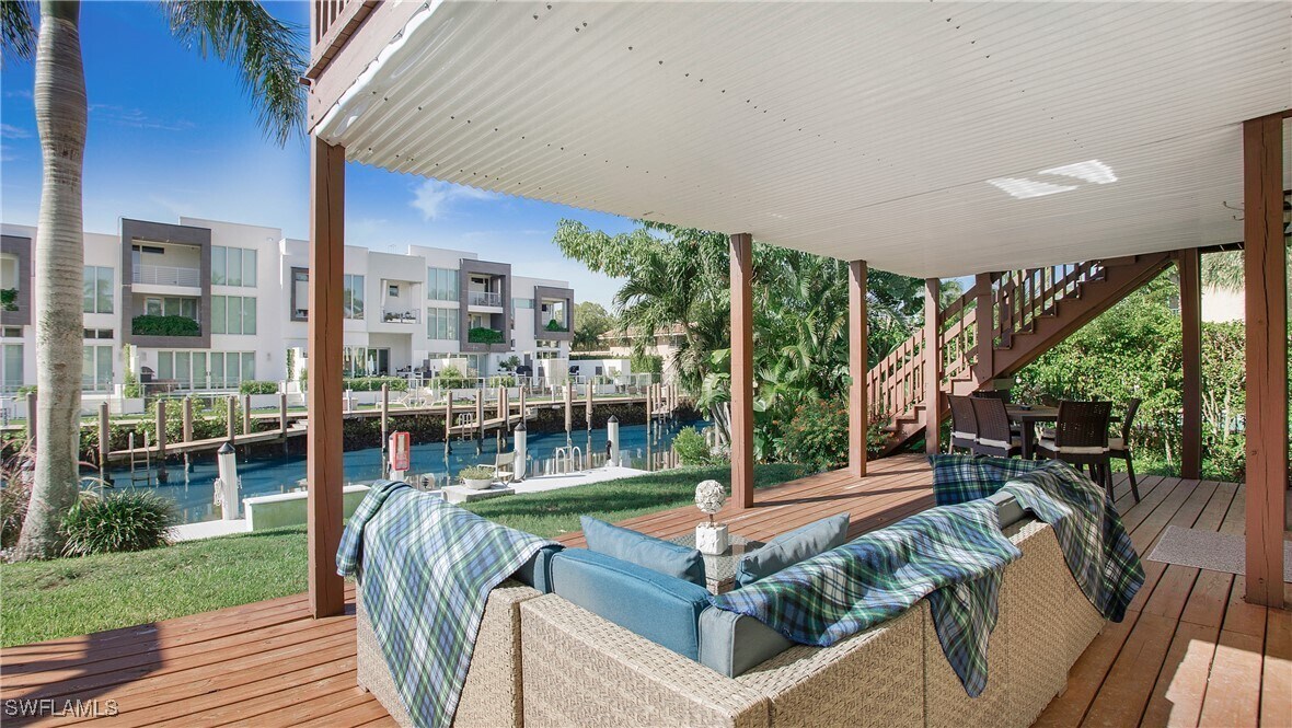 Foto principal - 1560 Blue Point Ave