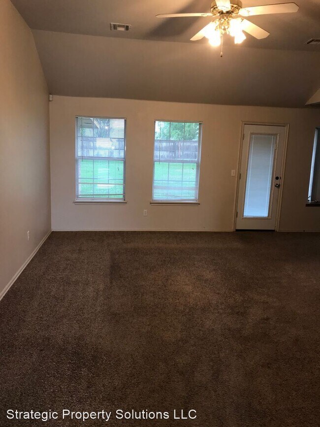 Foto del edificio - 3 br, 2 bath House - 1231 Kingston Road
