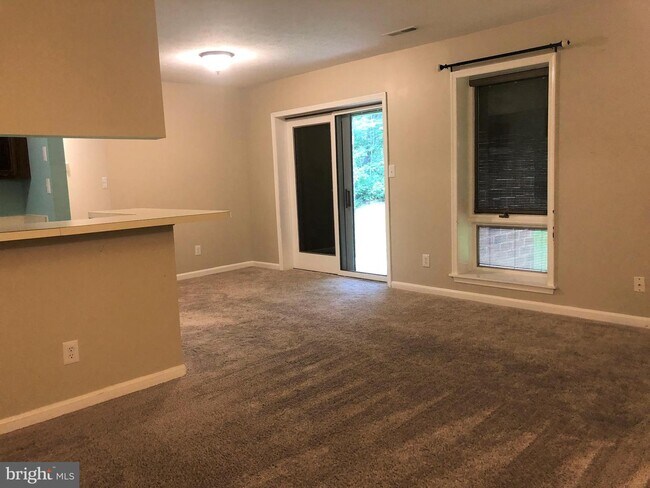 Foto del edificio - 23240 Chestnut Oak Ct