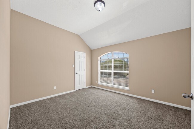 Building Photo - 27110 Kelsey Woods Ct