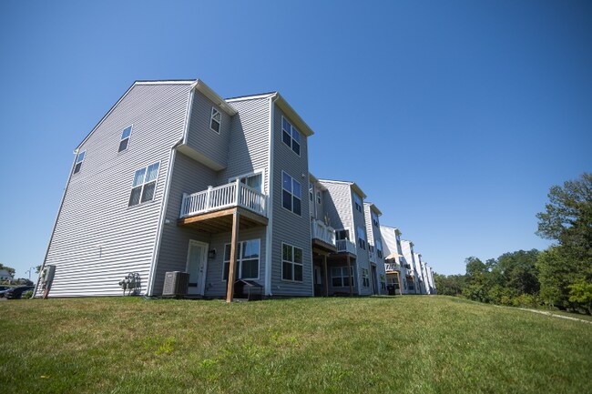 Building Photo - 829 Pecan Rd