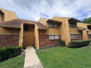 Building Photo - 3178 N Pine Island Rd