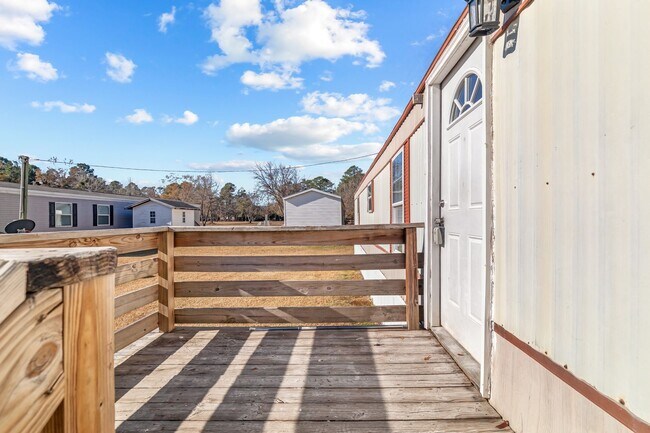 Building Photo - 119 Starwood Cir