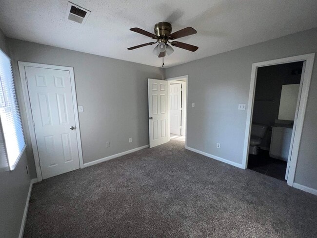 Building Photo - 4555 Addington Dr