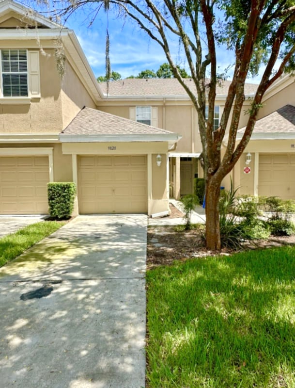 Building Photo - 9828 Fan Palm Way