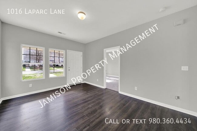 Building Photo - 1016 Laparc Ln