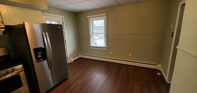 Building Photo - 27 E Coal St