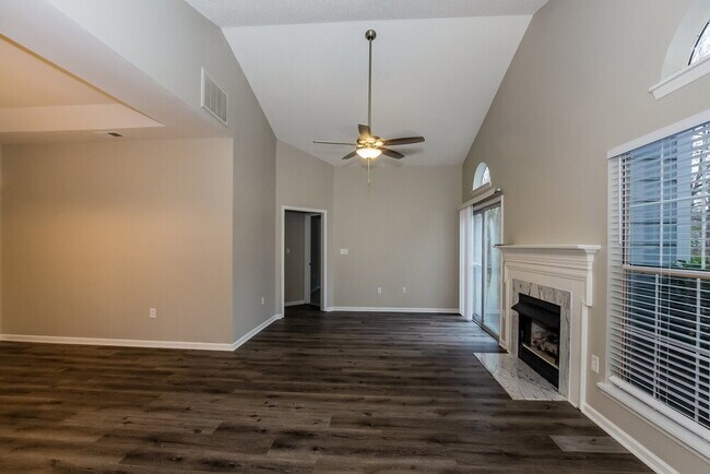 Foto del edificio - 11314 Clayford Ridge