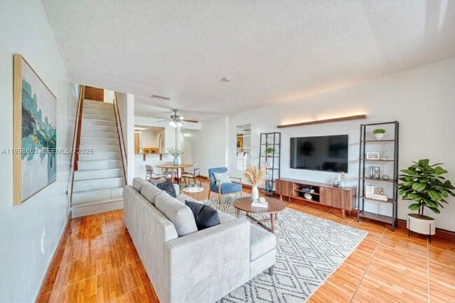Building Photo - 840 SW 105th Ave