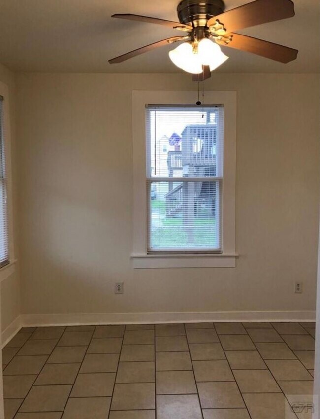 Foto del edificio - 2016 57th St