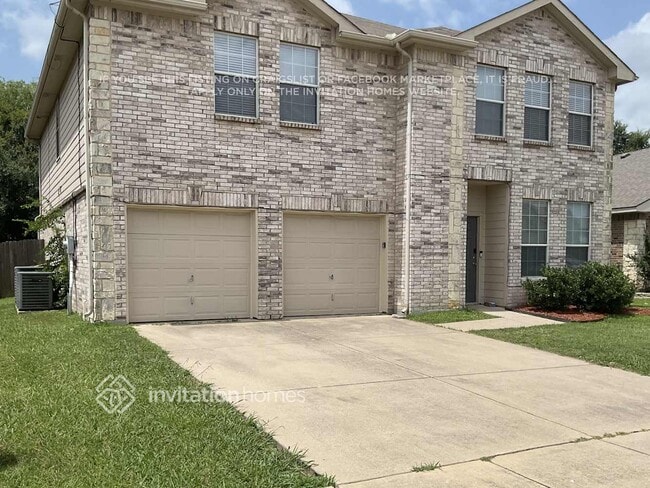 Building Photo - 8441 Shallow Creek Dr