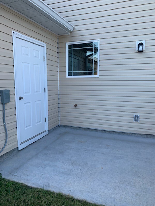 Foto del edificio - 2052 Sunflower Dr