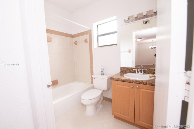 Foto del edificio - 3883 Coral Tree Cir