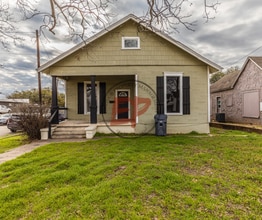 Building Photo - 2300 Washington Ave