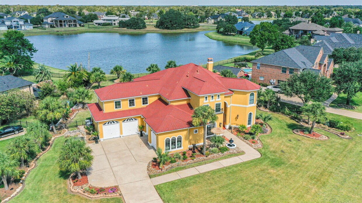 Foto principal - 1026 Kings Forest Ln