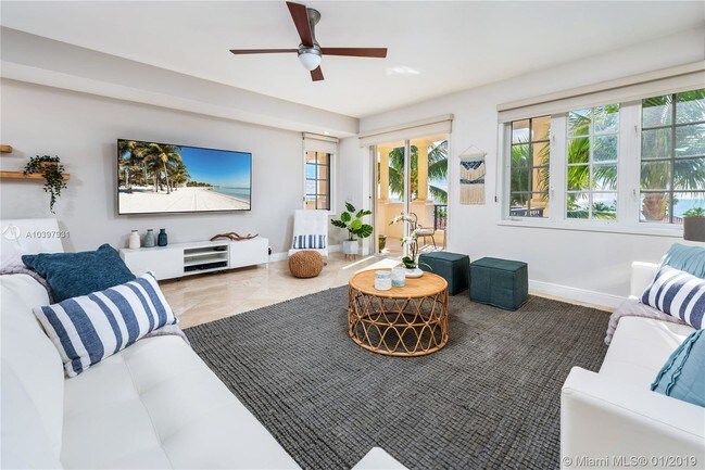 Foto del edificio - 19142 Fisher Island Dr