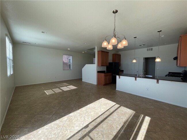 Building Photo - 10662 Summerbell St