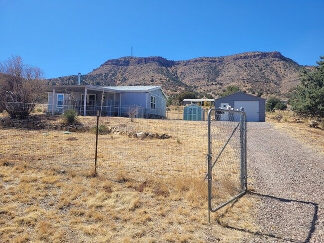 Building Photo - Casas Adobes Rental