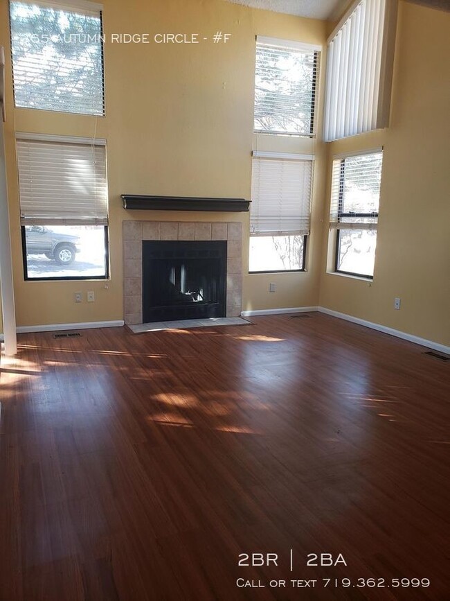 Building Photo - 365 Autumn Ridge Cir