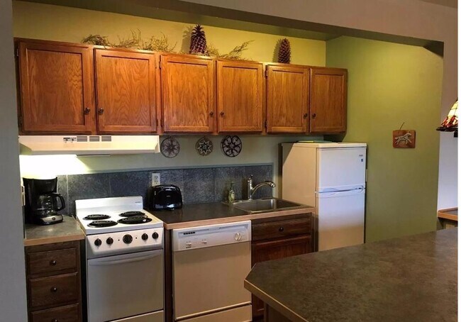 Foto del edificio - 7802 Guildberry Ct