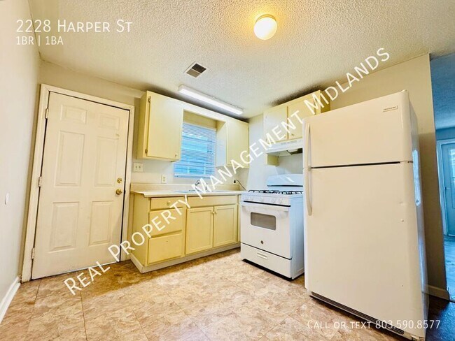 Foto del edificio - 2228 Harper St
