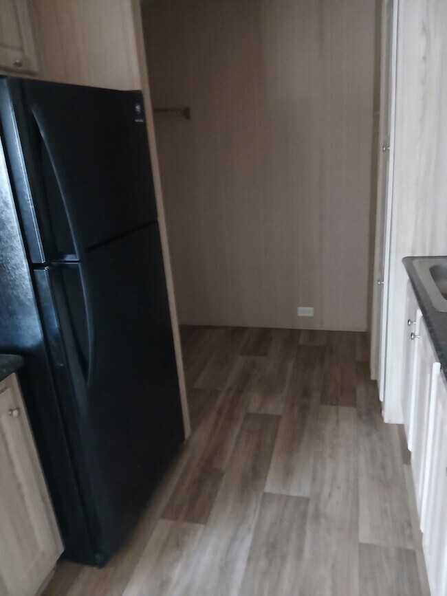 Foto del edificio - 5610 CR 1216