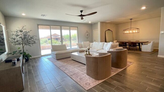 Foto del edificio - MOVE IN SPECIAL- $500 off immediate move in.