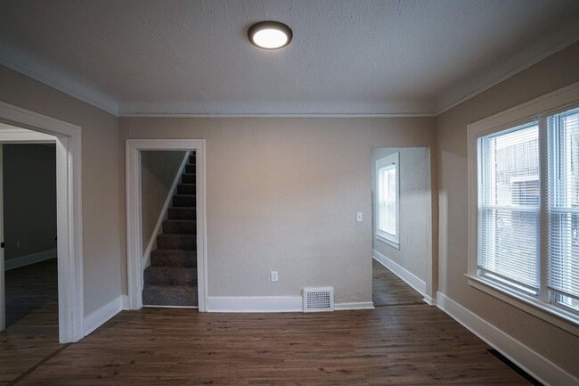Foto del edificio - This beautifully updated 3-bedroom, 1-bath single-family home is ready for move-in!