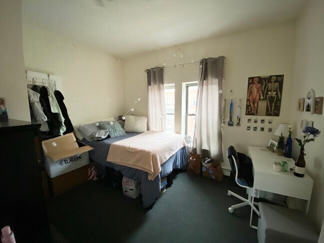 Foto del edificio - 546 Columbus Ave