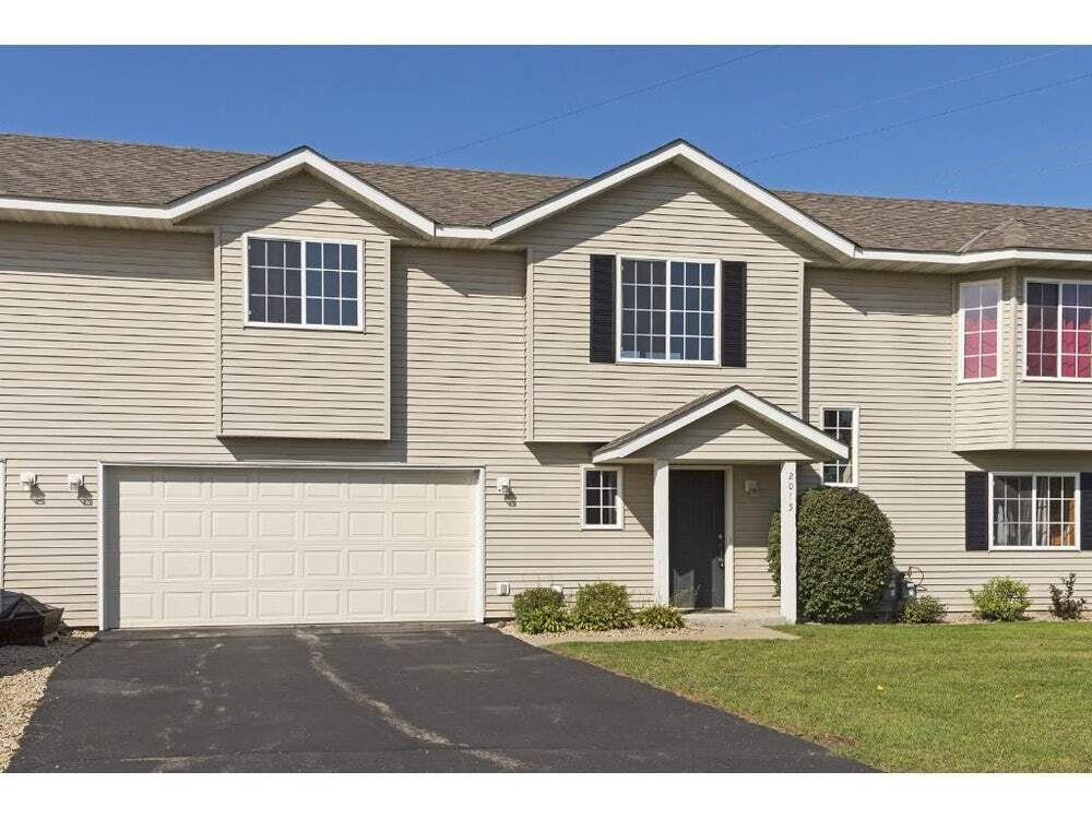 2015 Brittany Ct, Shakopee, MN 55379 Townhome Rentals in Shakopee MN