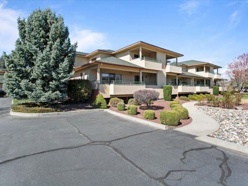 Foto principal - 300 Columbia Point Dr