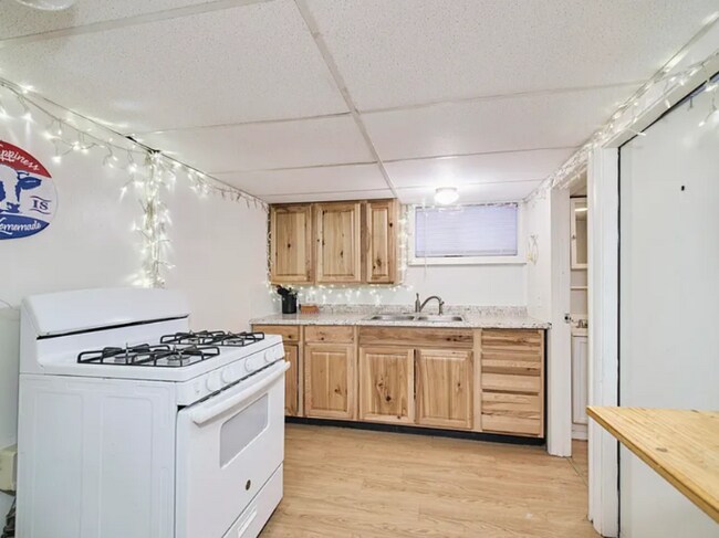 Foto del edificio - 720 E Ludington Ave