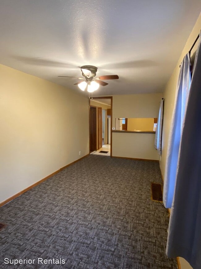 Foto del edificio - 2 br, 1 bath House - 909 Finkle Ave