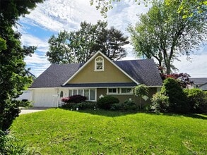 52 Mist Ln
