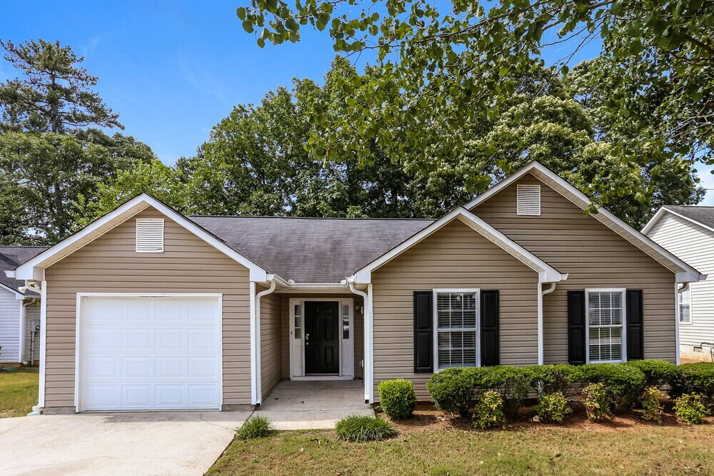 Foto principal - 429 Village Cir