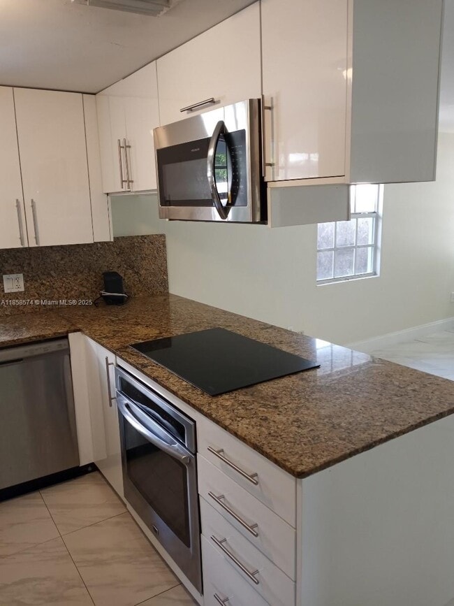 Foto del edificio - 2135 Taylor St