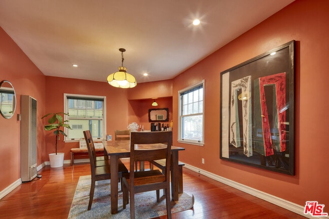 Foto del edificio - 453 Rialto Ave