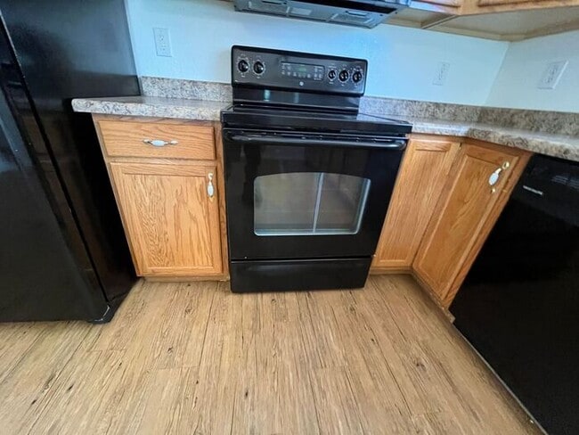 Building Photo - 3 Bedroom in Johnson Ranch Golf Community!