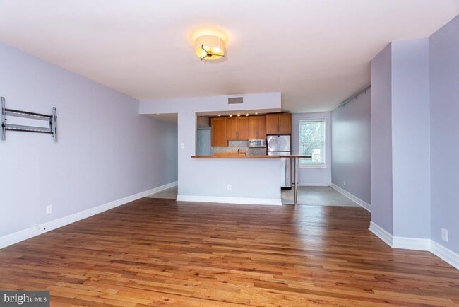 Building Photo - 1728 Mt Vernon St