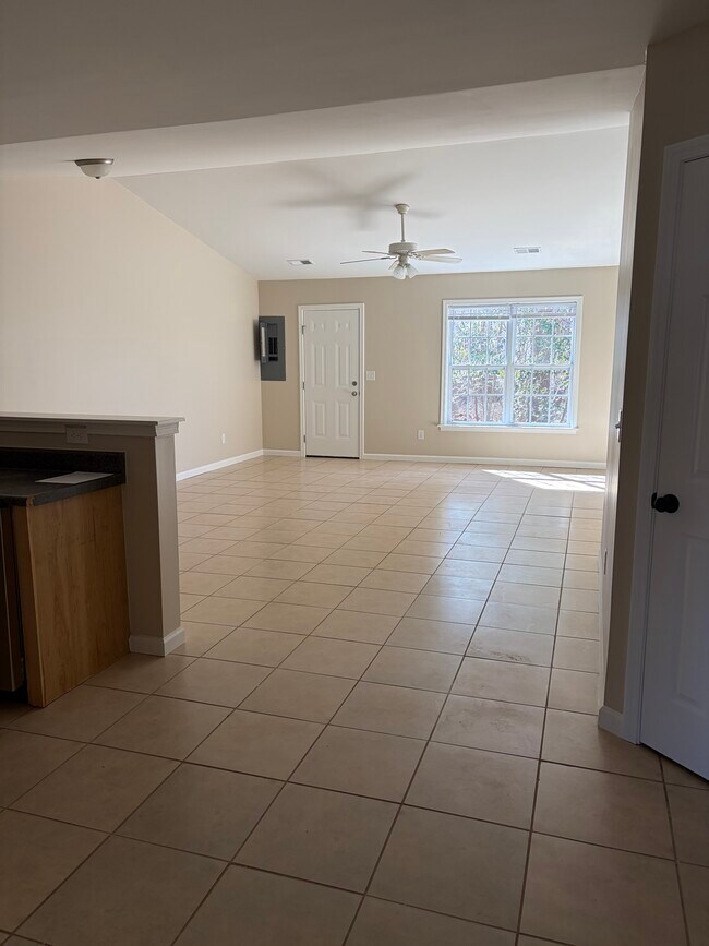 Foto del edificio - 517 Victoria Manor Dr