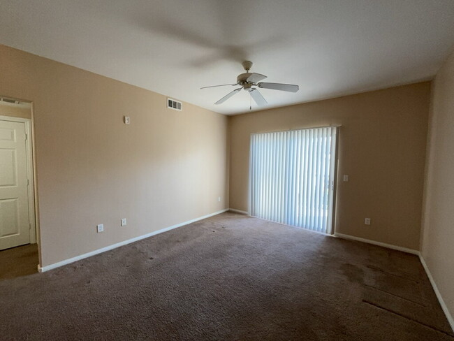 Foto del edificio - "Chic & Cozy 1-Bed Oasis in Las Vegas - 69...