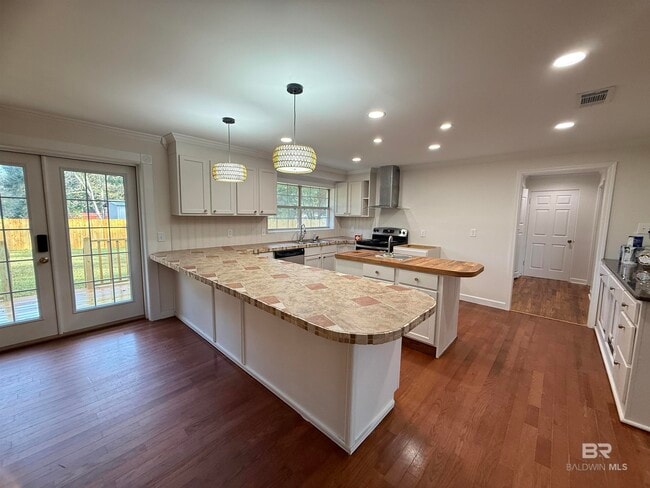 Building Photo - 9151 Old Mobile Rd