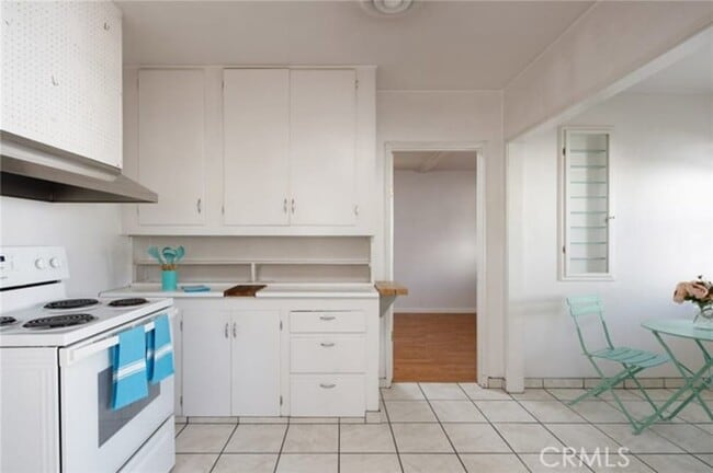 Building Photo - 4211 Elmwood Ct