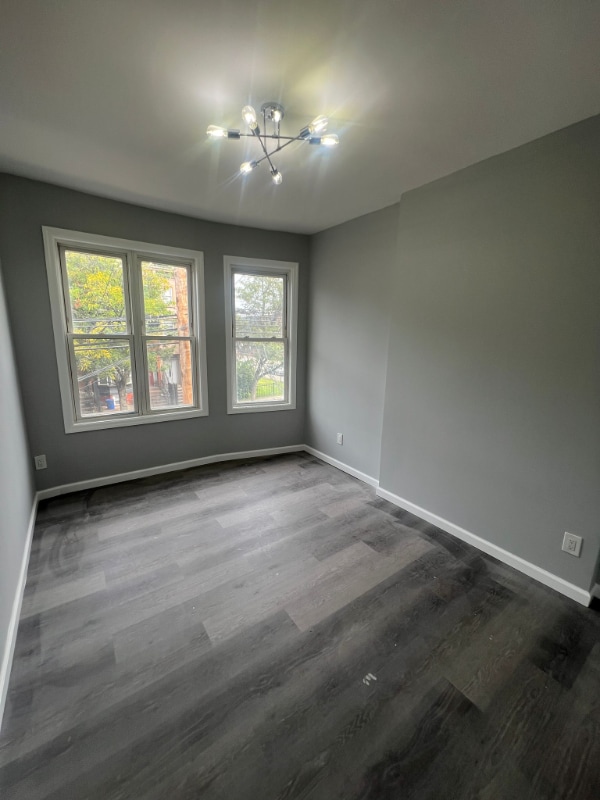 Foto del edificio - 54 N 9th St