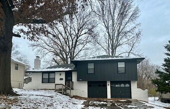 Building Photo - 11700 E 56 St