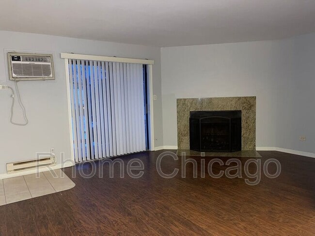 Building Photo - 444 Osage Ln