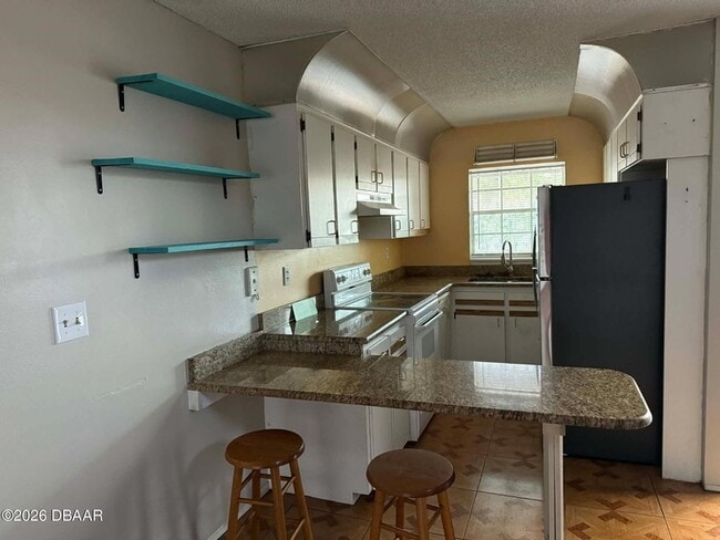 Foto del edificio - 313 Dirksen Dr