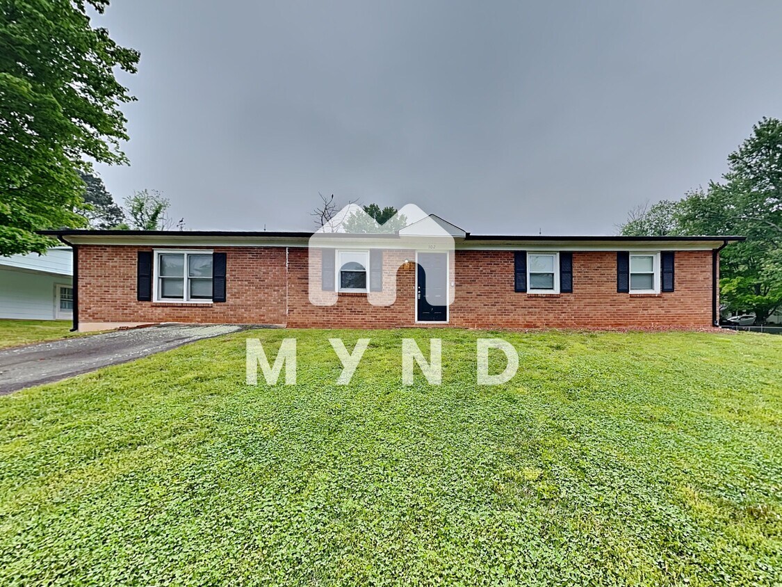 Primary Photo - 102 Paddington Ct