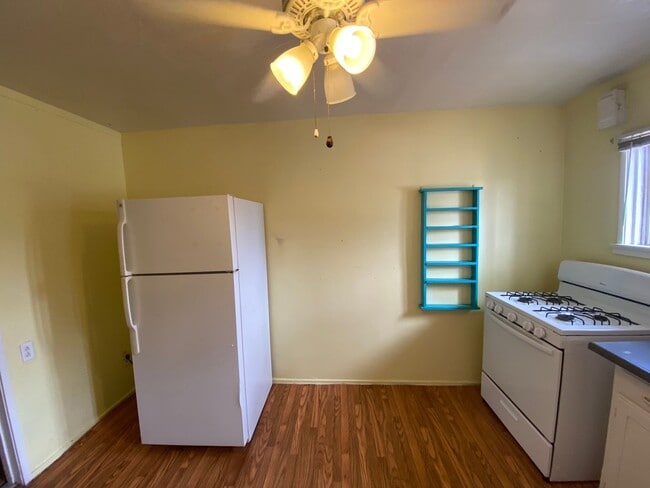 Building Photo - ar2601s