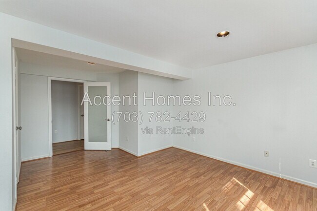Foto del edificio - 5028 9th St S
